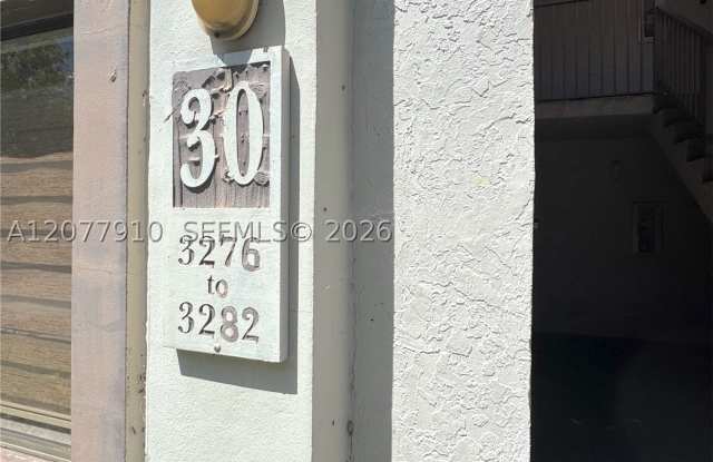 3280 Coral Lake Ln Gallery 2