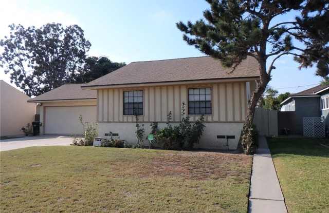 9060 Baysinger Street Gallery 2