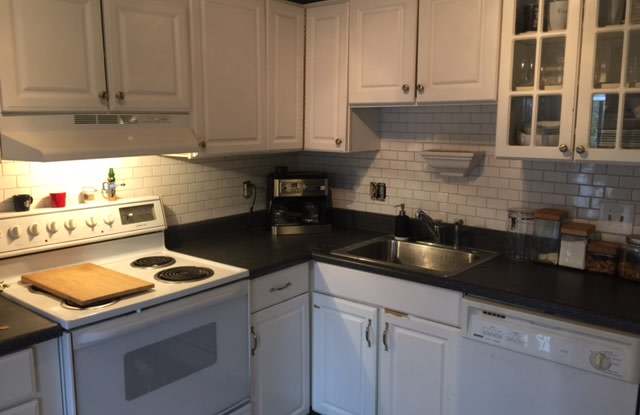 8400 Winzenburg Dr - 8400 Winzenburg Drive, Richmond Heights, MO 63117