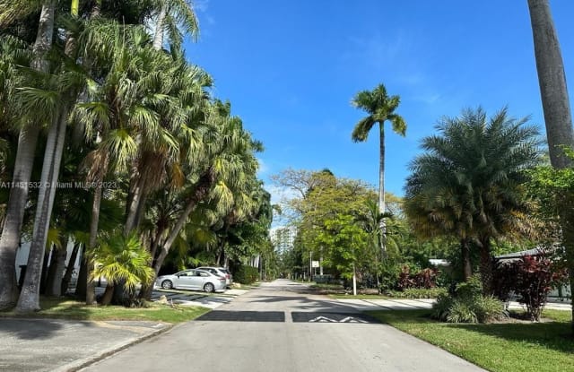 7531 Coquina Dr - 7531 Coquina Drive, North Bay Village, FL 33141