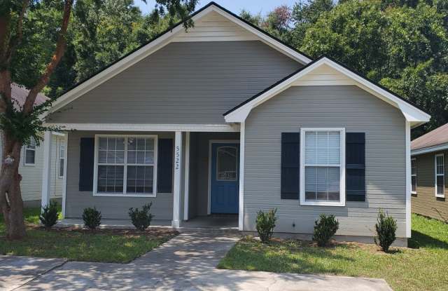 Southern Comfort: Your Dream Rental Home in Lake Park, Georgia! photos photos