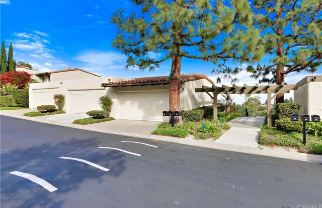 25 Oaktree Lane - 25 Oaktree Lane, Rolling Hills Estates, CA 90274