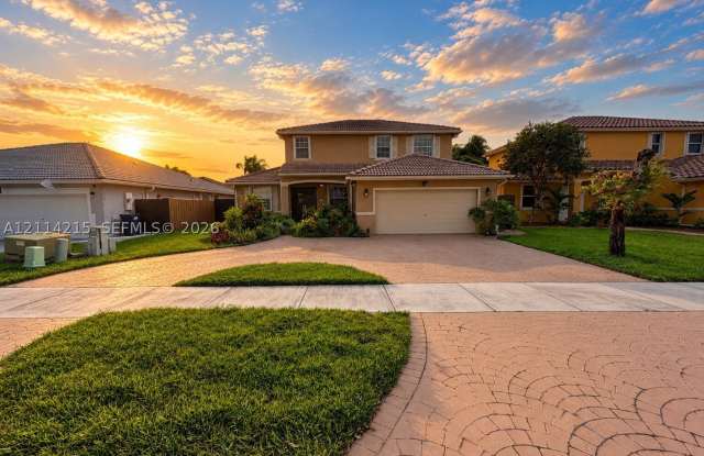 14703 SW 159th Pl Gallery 1