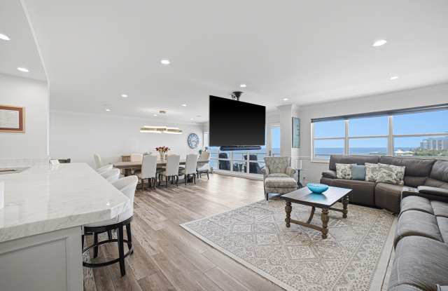 111 N Pompano Beach Boulevard Gallery 3