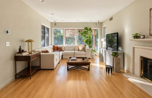 1617 El Molino Avenue Gallery 1