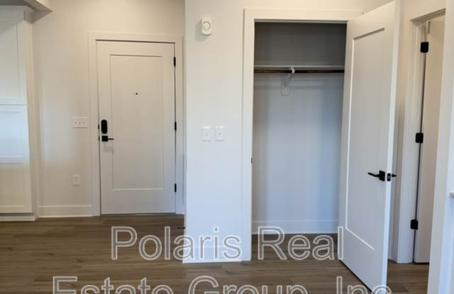 925 Veterans Way Gallery 2
