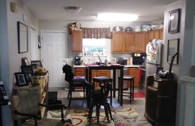 3911 Plainview Road Gallery 3