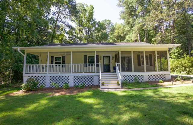 Woodlake rental now available! photos photos