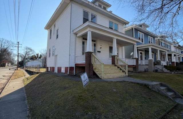 Beautifully Renovated 4bdrm/1.5bth Home Located in Richmond's Northside!! Gallery 3