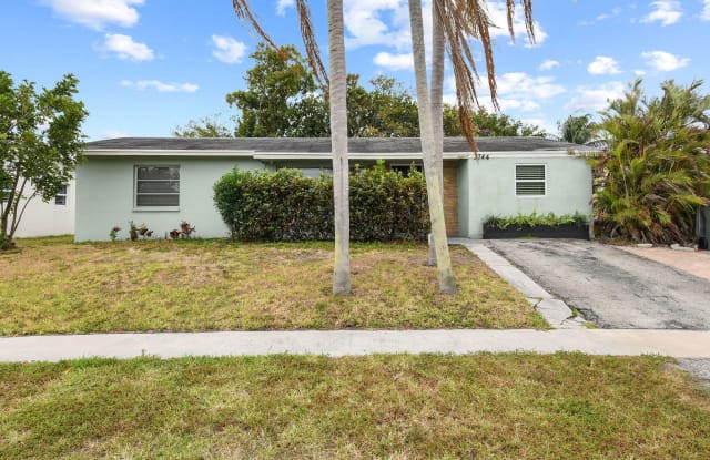 3744 Island Road - 3744 Island Road, Cabana Colony, FL 33410