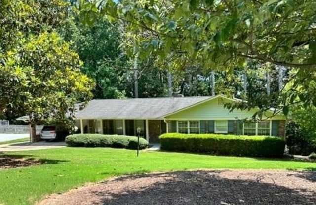 1719 Chateau Drive - 1719 Chateau Drive, Dunwoody, GA 30338