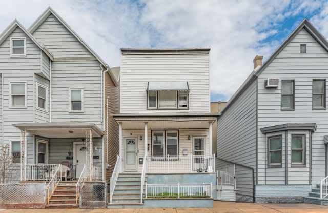 9 WEST 15TH ST photos photos