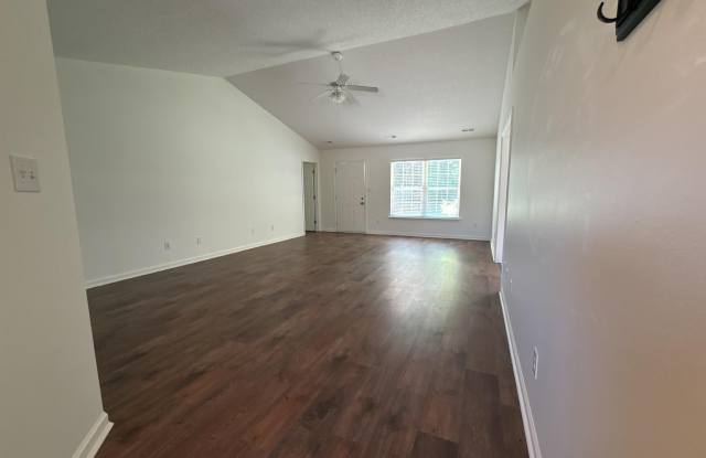 111 Turnstone Court Gallery 2