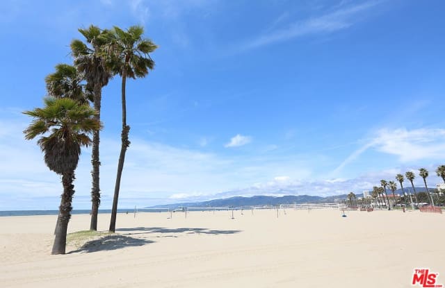 2 SEA COLONY Drive - 2 Sea Colony Dr, Santa Monica, CA 90405