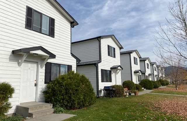 2410 Leo Avenue photos photos