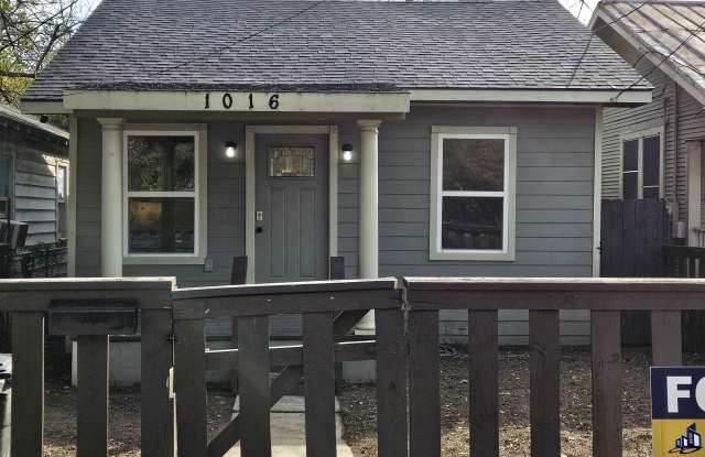 1016 Center St photos photos 1016 Center St photos photos