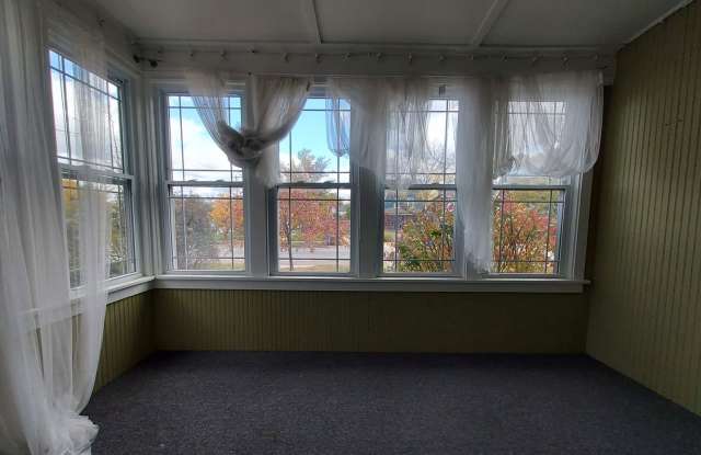 Large Mainfloor Duplex (1 Bed) photos photos