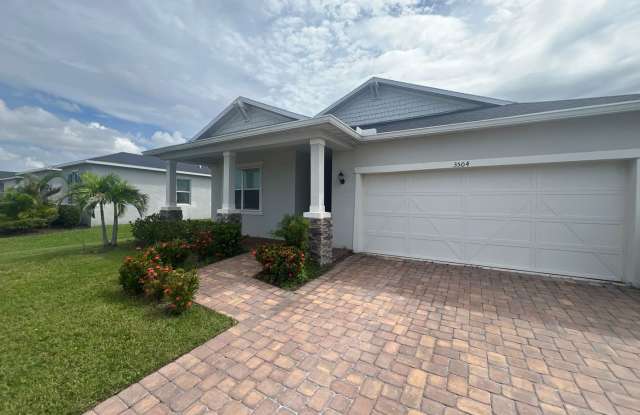 Charming 4-Bed, 2-Bath Rental in Sarasota! Gallery 1
