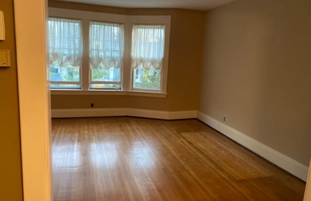 79 Washington Avenue - 79 Washington Ave, Kenmore, NY 14217