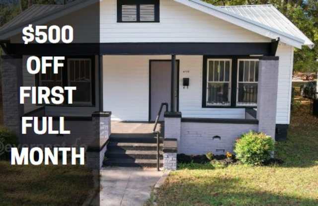 4720 Court R photos photos