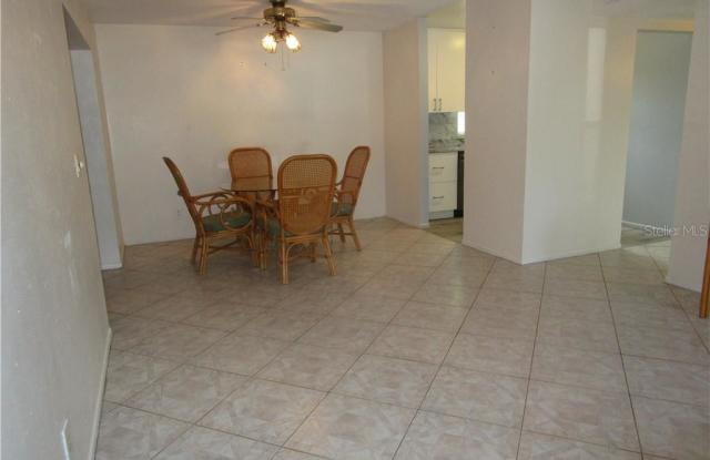 9935 RIVER DRIVE Gallery 4