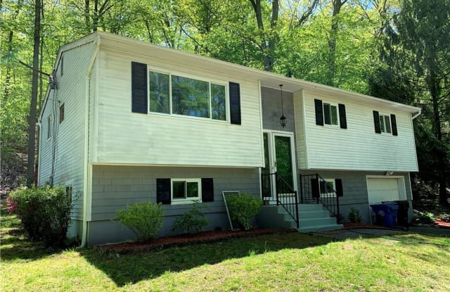 9 Pinelock Drive - 9 Pinelock Drive, New London County, CT 06335