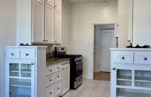 369 North Spaulding Avenue photos photos