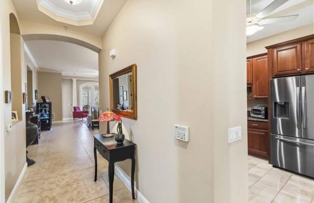 5246 MANORWOOD Drive Gallery 3