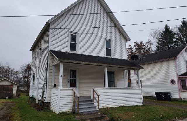 Four Bedroom Single Family Home for Rent in Salamanca NY! - 170 Central Avenue, Salamanca, NY 14779