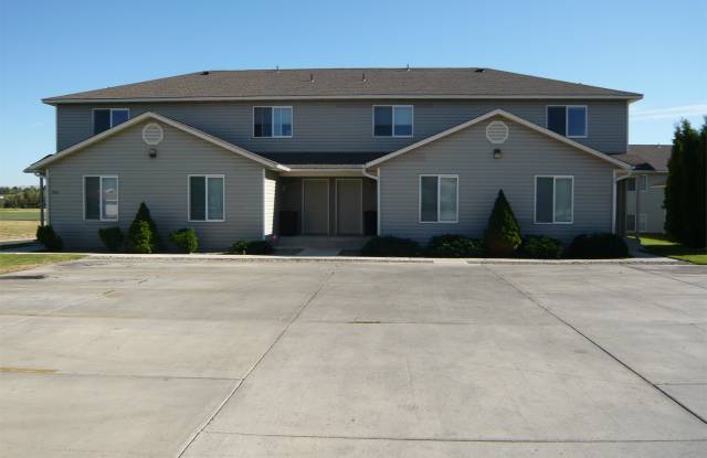 1020 N 19th Avenue - 1 - 1020 North 19th Avenue, Kelso, WA 98626