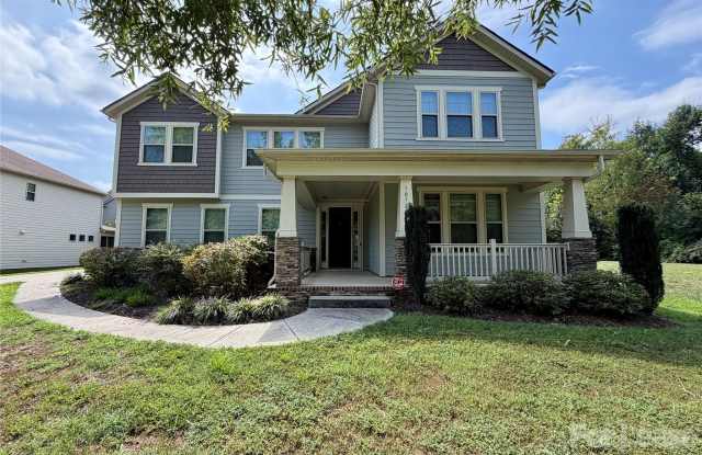 10728 Vanguard Parkway Gallery 1