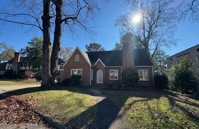 For Rent: 4BR / 2BA Home in Historic Club View – Bonus Sunroom & Screened Porch! photos photos