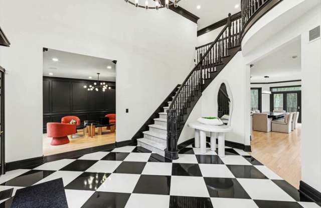 6986 Montgomery Drive Gallery 3