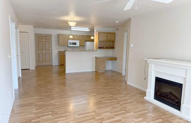 Maple Creek Apartments Gallery 2