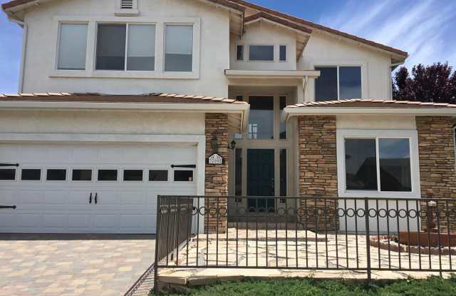 3200 Cityview Terrace Gallery 2