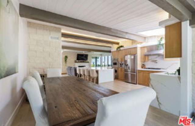 1341 Charmel Place photos photos