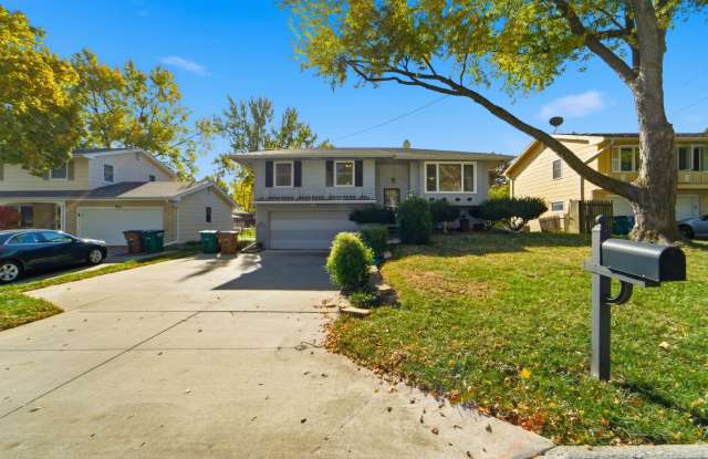 6502 Allison Avenue - 6502 Allison Avenue, Windsor Heights, IA 50324