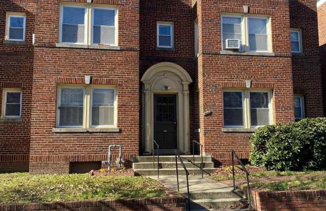 904 5TH STREET NE photos photos