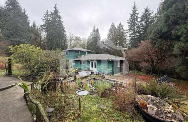 SECLUDED 3 BED 2 BATH OLALLA - 10144 Banner Road Southeast, Kitsap County, WA 98359
