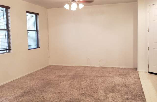 7533 S 31st Pl Gallery 3