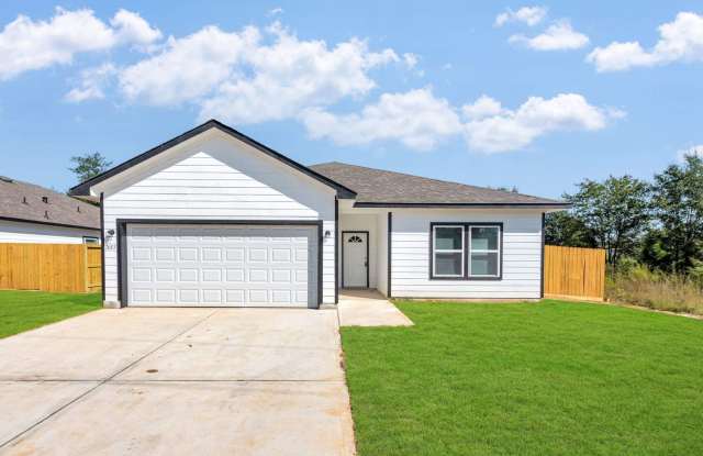 1206 Denison Ave ***Ask about our No Cash Security Deposit Option*** Gallery 1