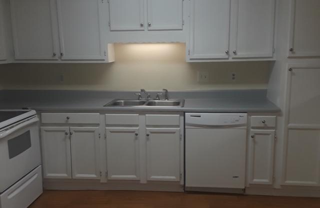 3626 SPRING TRACE Gallery 3