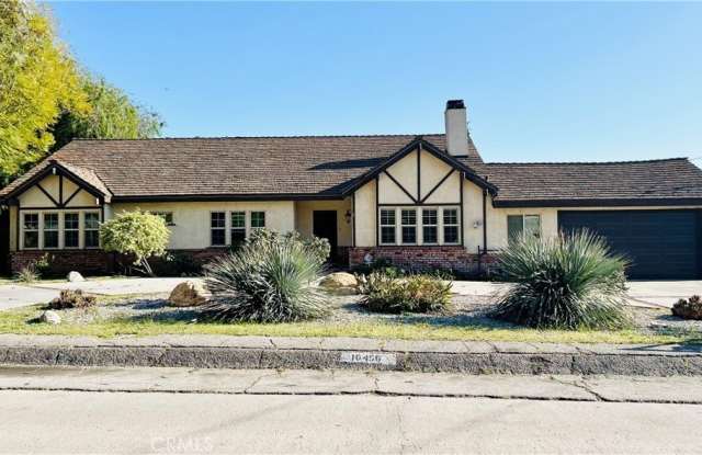 10450 Penrose Street - 10450 Penrose Street, Los Angeles, CA 91352
