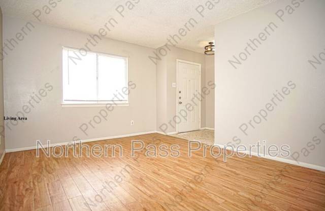 8548 Arboleda Gallery 4