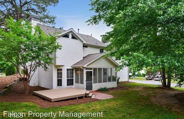 222 Preston Circle Gallery 2