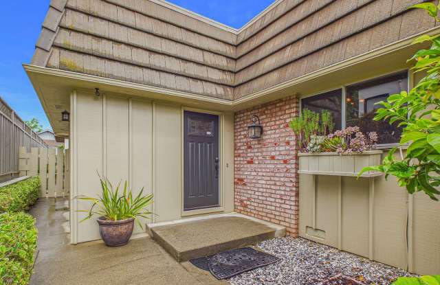 Immaculate Menlo Park house for rent now! $9,100 photos photos