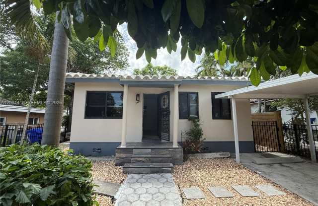 5530 NW Miami Ct photos photos