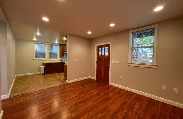 Spacious 2 Bedroom, 2 Bath, 2 Car Garage with Washer Dryer! photos photos