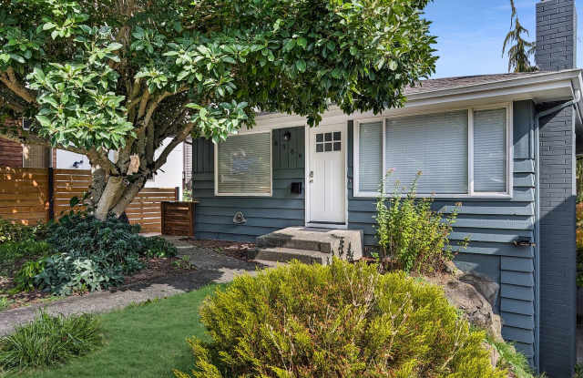 Discover Your Dream Home in a Quiet Seattle Oasis! photos photos