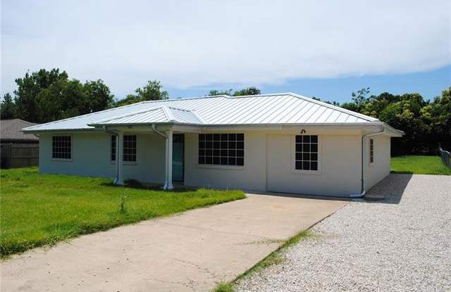 805 Paula Road Gallery 2